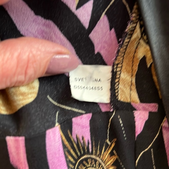 🌟DVF Silk Chiffon Stunning, Unusual Black/Gold/Lavender print Midi Party … - Picture 5 of 6